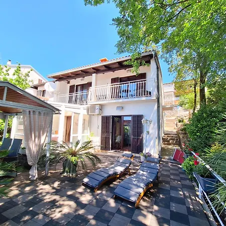 House Gracia Dramalj