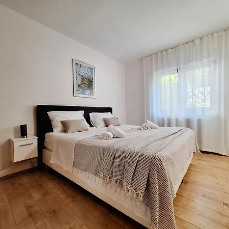 House Gracia Case de vacanță *
