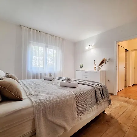 Case de vacanță House Gracia *