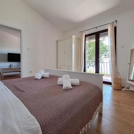 House Gracia Case de vacanță Dramalj
